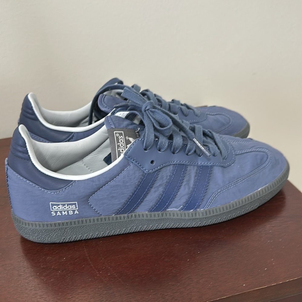 Samba Adidas shoes. Worn once. Good condition